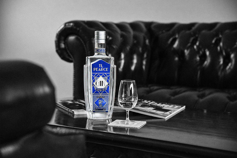 Thumbnail: TL PEARCE TOKYO DRY GIN 700ml (Ships from Japan)