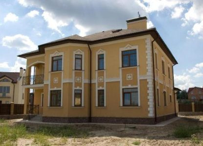 Окрашенный фасад