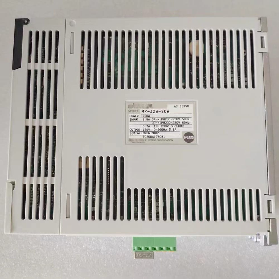 Mitsubishi Servo Sürücü üstten görünüm