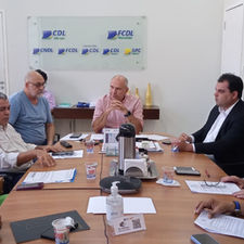 CDL DEBATE OPERAÇÕES DE CARGA E DESCARGA