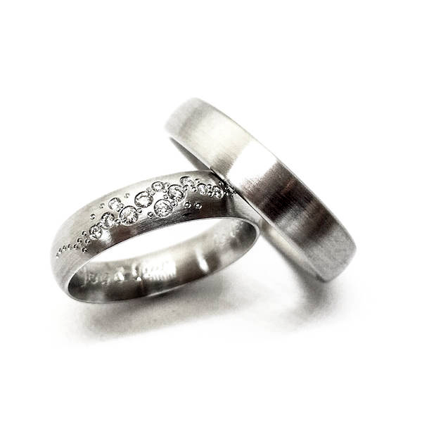 Platin und Gold bei Trauringen