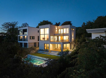 Einfamilienhaus in Königswinter von MARC ESCH