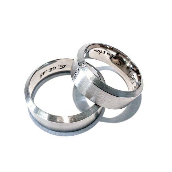 Platin und Gold bei Trauringen