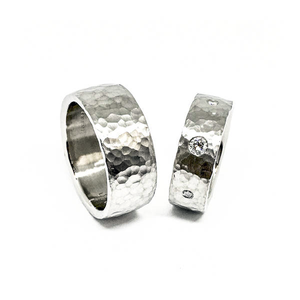 Platin und Gold bei Trauringen