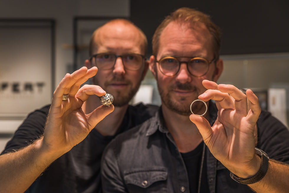 Platin und Gold bei Trauringen