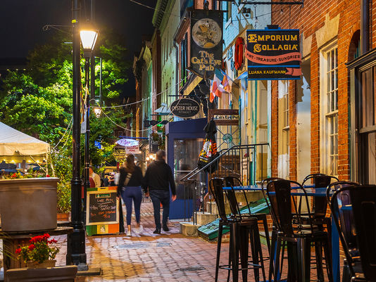 Wrong time to mess with Baltimore’s tipped workers