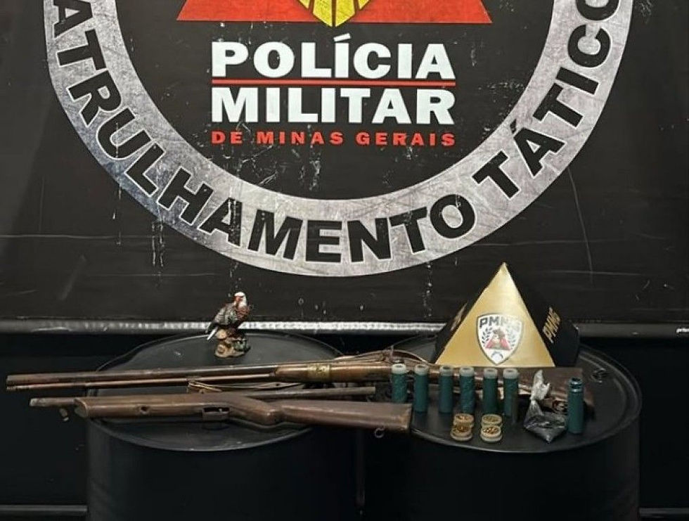 PM apreende arsenal em imóvel de Brumadinho e prende jovem de 19 anos após denúncia de disparos