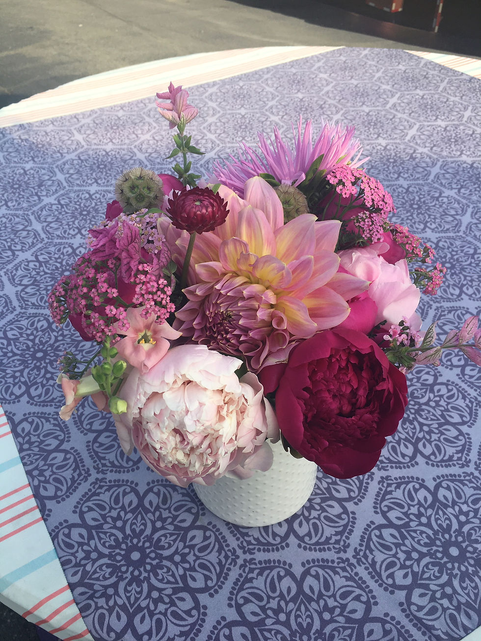 Thumbnail: Peony Deluxe