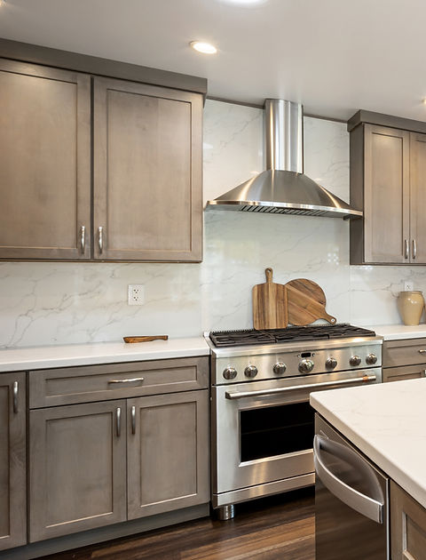 1880 Claremont Dr-15-2_edited.jpg