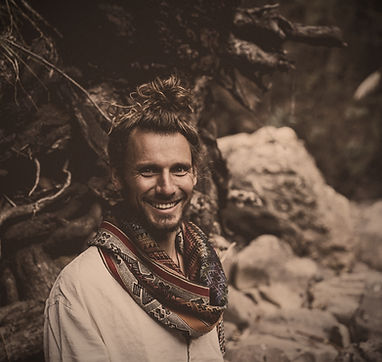 Frank Guenther, systemischer Coach für innere Kind Arbeit und Familienaufstellungen