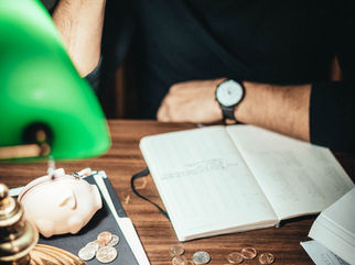 Kostenfalle Fernstudium? Die größten Irrtümer, die viele Studierende zu spät erkennen