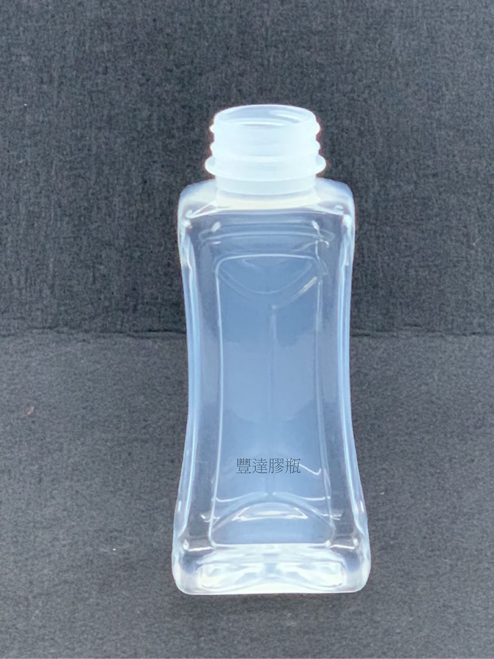 耐熱半透明食品級PP塑料瓶，適合熱灌裝飲品使用。