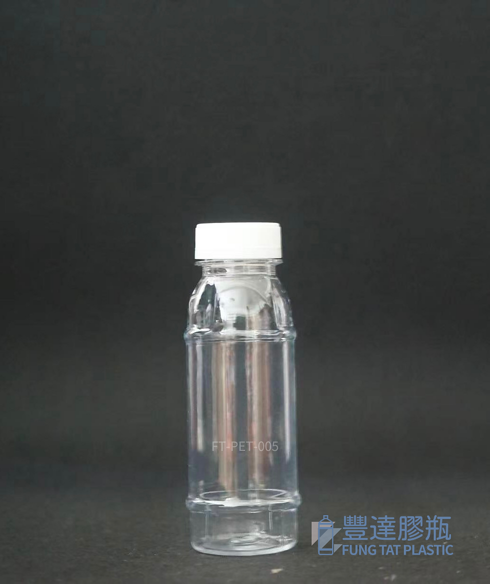 高品質透明清澈的食品級PET塑料瓶，展示產品原始色澤。