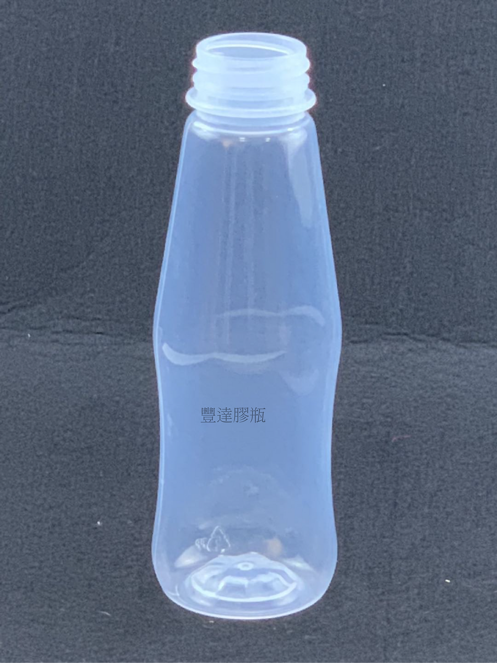 耐熱半透明食品級PP塑料瓶，適合熱灌裝飲品使用。