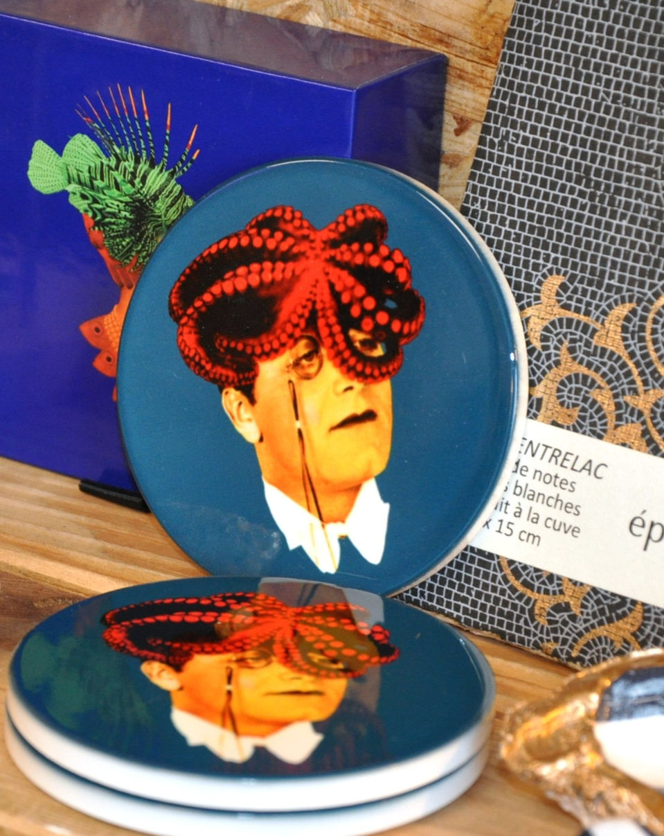 Des objets décalés, parfois un brin provoc, colorés et drôles.