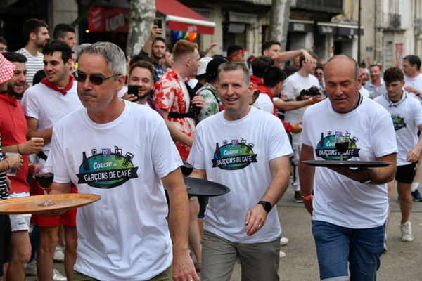 Pentecôtavic - Course des Garçons de Café 