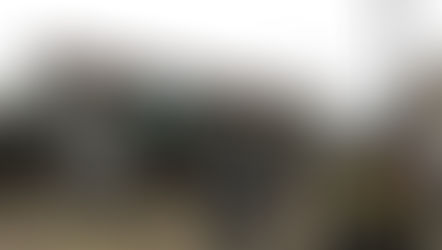 上毛電鉄で「滝沢達史×アリスの広場」の作品が見られます！