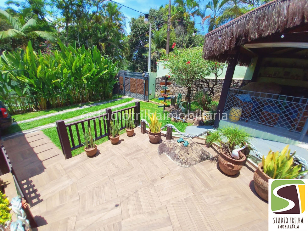 Miniatura: Linda Casa Térrea à Venda no Cocaia, Ilhabela, 7 suítes, AC 500m², AT1300m²
