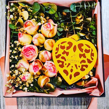 GRANDE FLOWER BOX