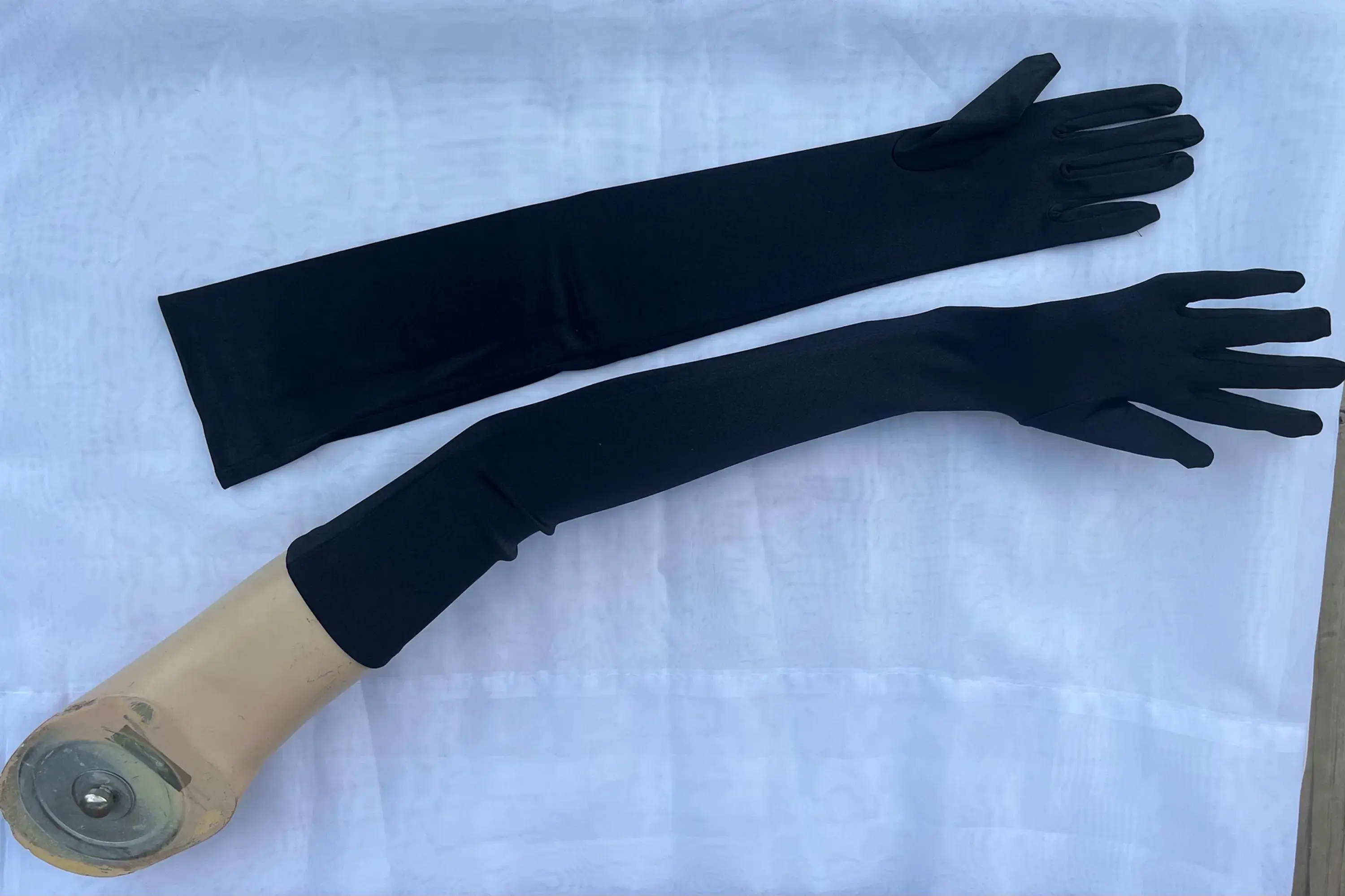 Ladies 22” inch Long Evening Opera Gloves Black Gloves