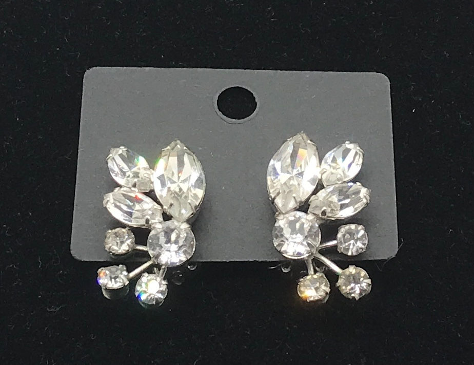 Thumbnail: Vintage Signed SHERMAN Sparkling Clear Floral Clip-on Earring
