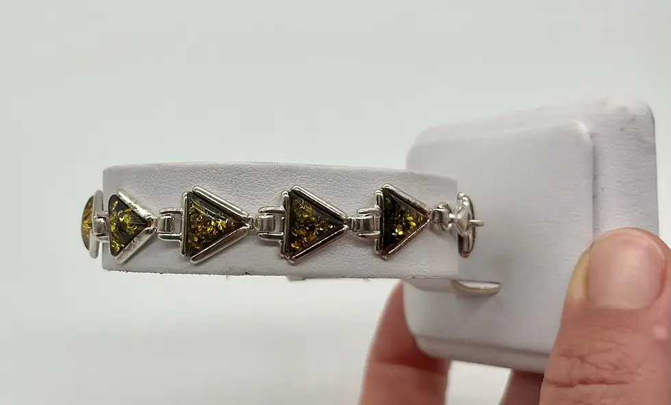 Thumbnail: Authentic Green Baltic Amber Link Triangular Shape Design Bracelet