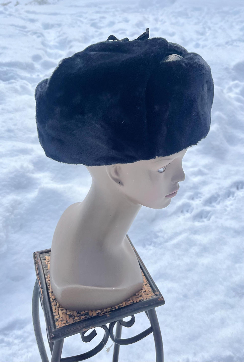 Thumbnail: Vintage Black Leather and Faux Fur Hat