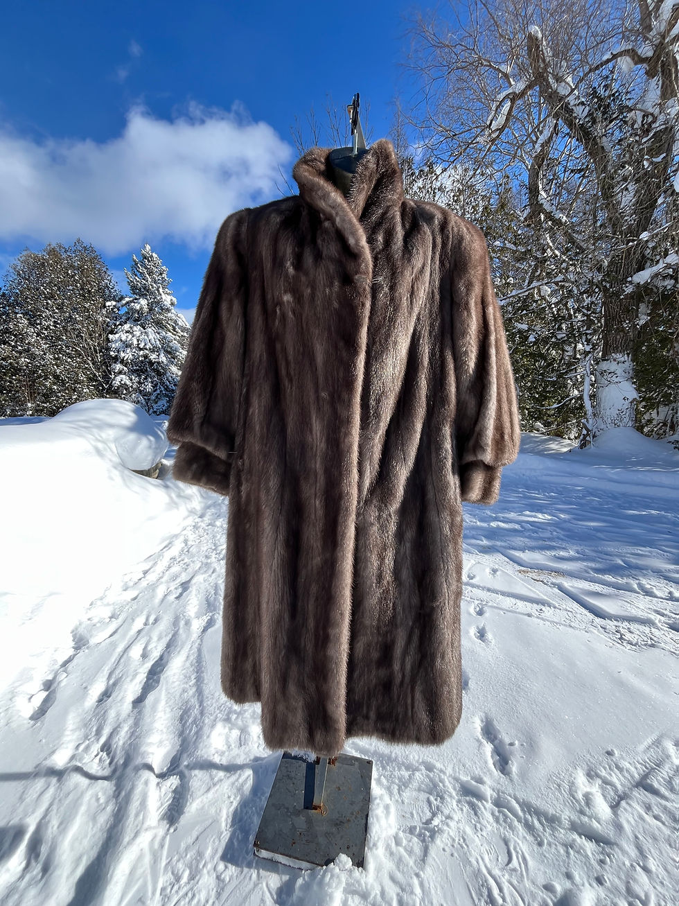 Thumbnail: Vintage Silver Mink Fur Three Quarter Cut Jacket - Size X-Large