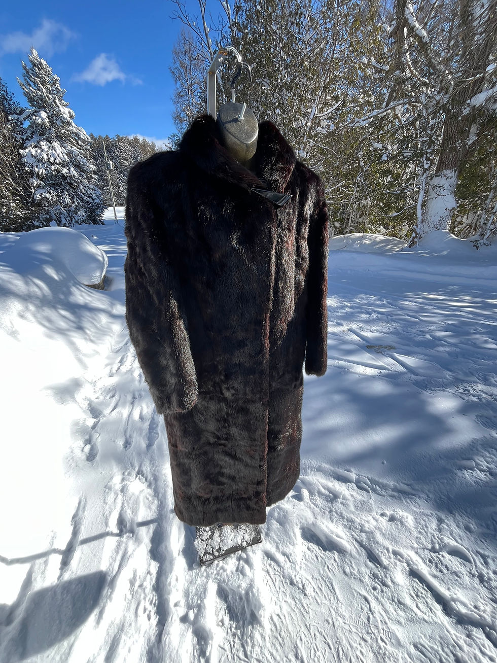 Thumbnail: Vintage Hudson’s Bay Company Dark Brown Mink Fur Coat - Size Medium