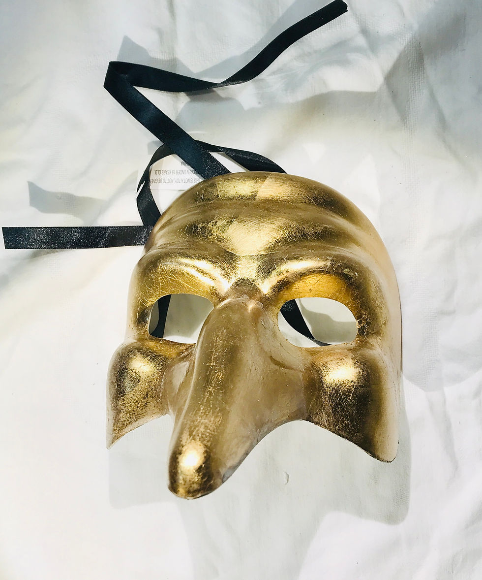 Thumbnail: Short Beak Round Shape Edges Roman Zanni Gold Masquerade Mask