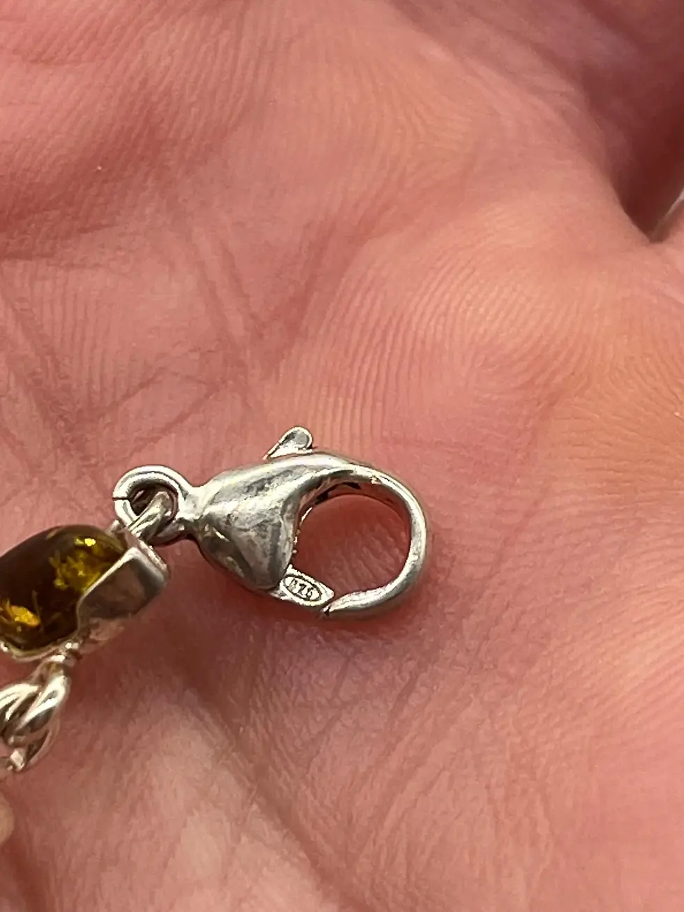 Thumbnail: Authentic Green Baltic Amber Link Square & Marquise Shape Design Bracelet