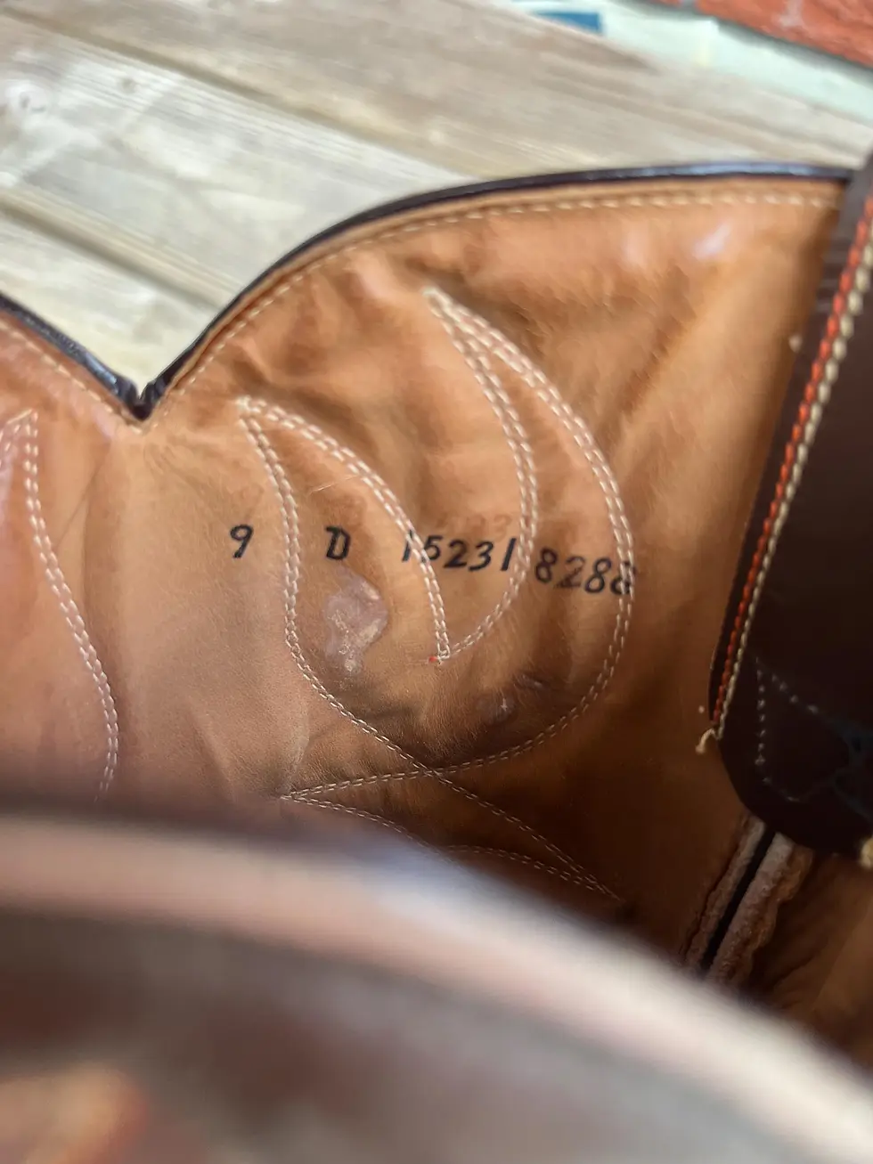 Thumbnail: Vintage Men’s Brown Western Cowboy Boots Size 9 D