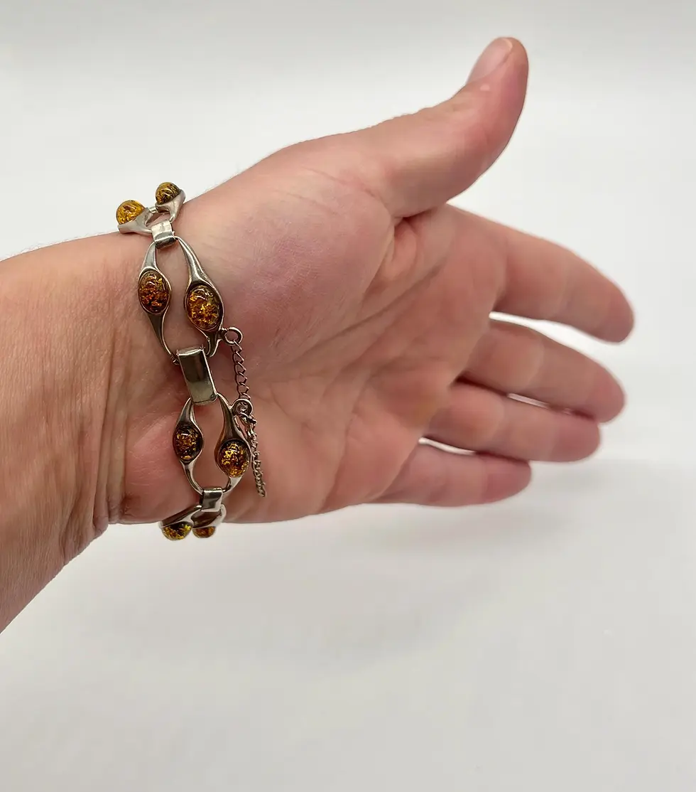 Thumbnail: Authentic Vintage Green Baltic Amber Link Bracelet