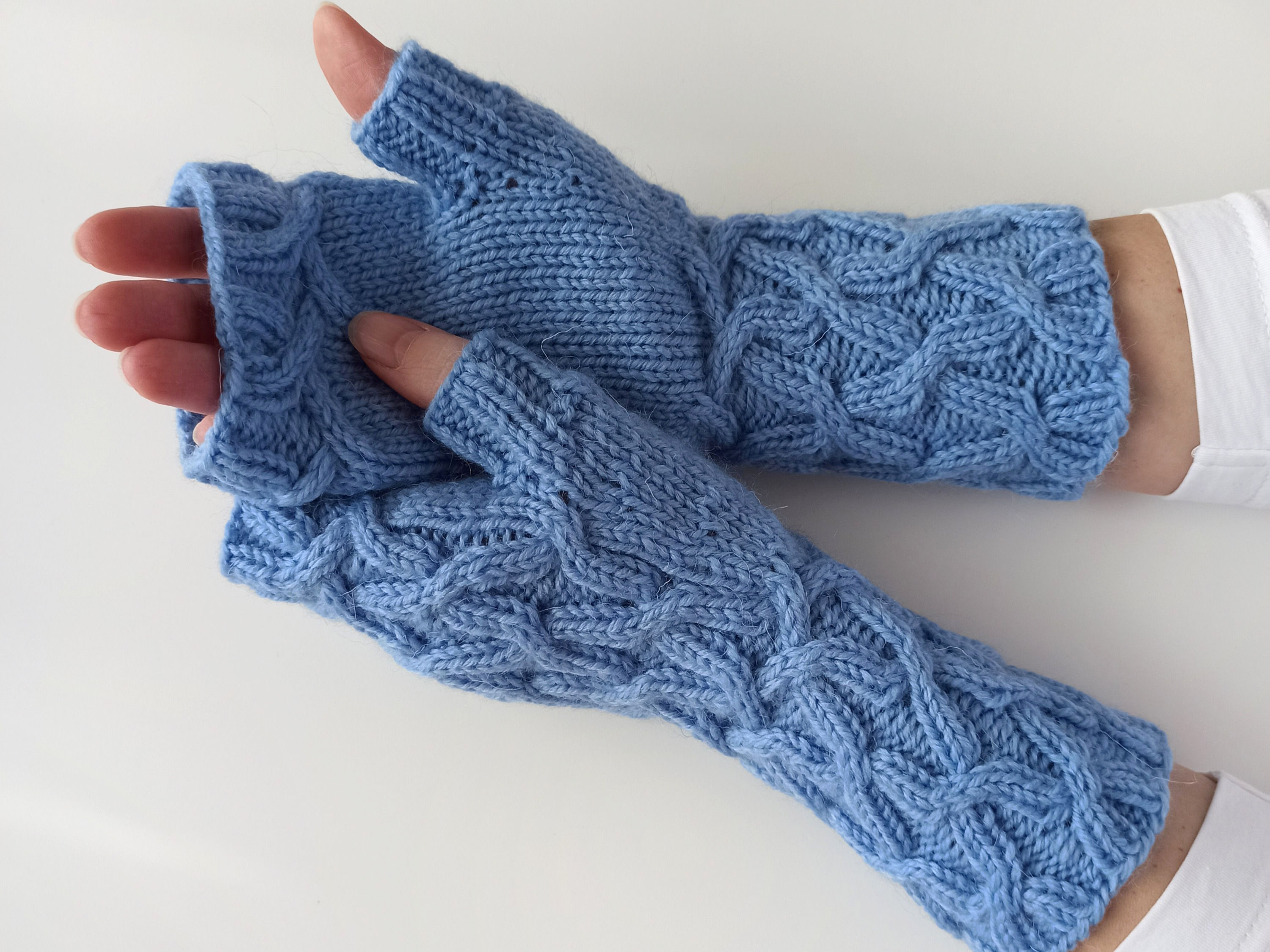 RUSSIAN - Svetlana Mittens - Knitting Pattern