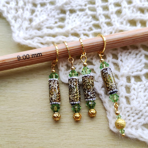 Color Changing Knitting Stitch Markers, Set of 4