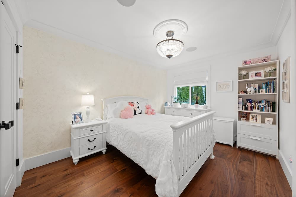 A child's bedroom