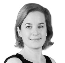 Julie-hecklen
