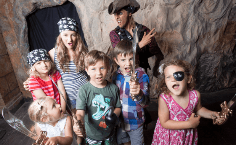 10 Dicas para Pais e Filhos se Divertirem nas Férias Sem Viajar