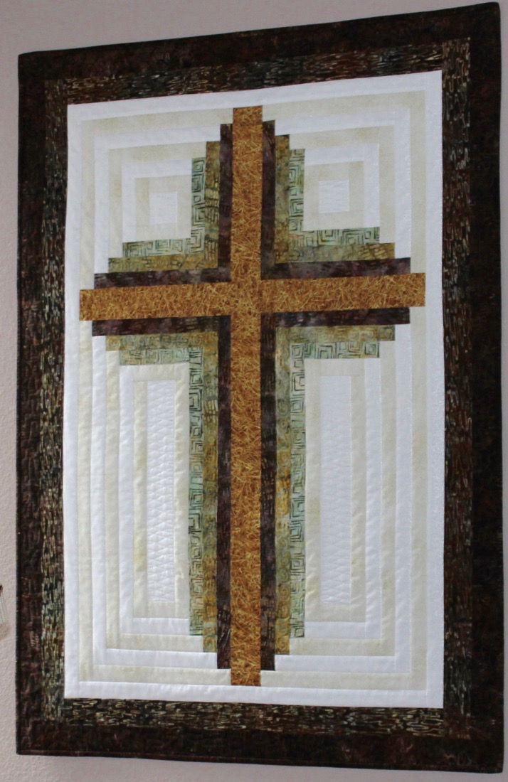 Log Cabin Christian Cross, size: 33 log-cabin-christian-cross-size-33-x-45-quiltfox-design