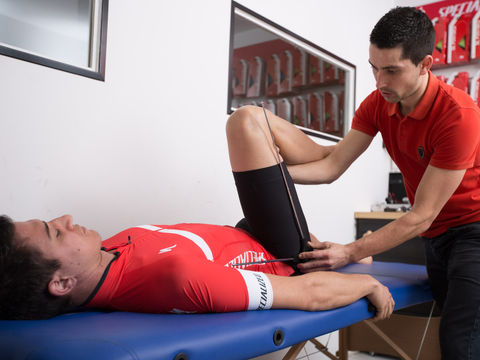 Photographe et vidéaste pilote de drone professionnel pour entreprises, commerces, artisanat, industrie, office du tourisme près de Brive la gaillarde en Corrèze près du Lot, de la Dordogne, du Cantal.