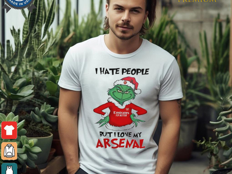 Santa Grinch I hate people but I love my Nottm Forest 2024 shirt