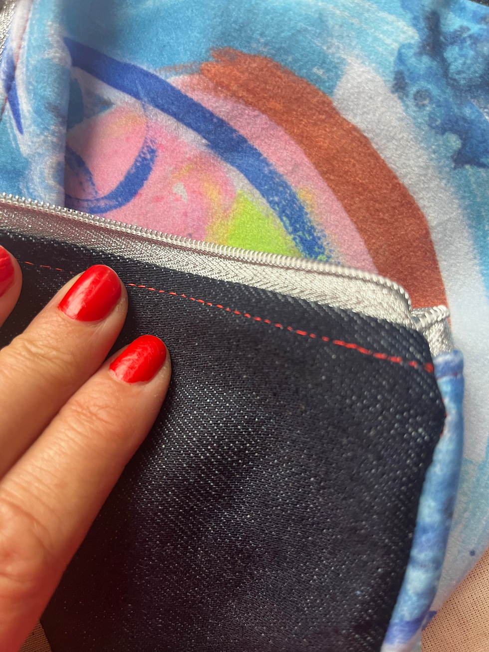 Miniature :  Pochette « Elle danse … la mer, le ciel, le soleil ! »