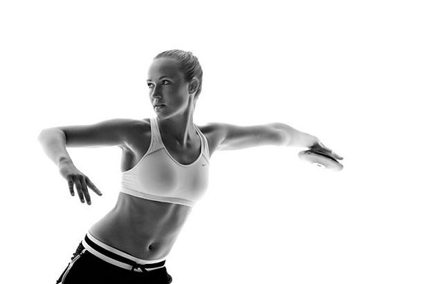Photographe professionnel sport lille photographie mouvement roubaix lille studio pierre magne athlete disque lancer
