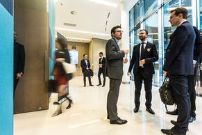 Photo corporate d’un congrès à Paris, capturée sur le vif pendant un événement