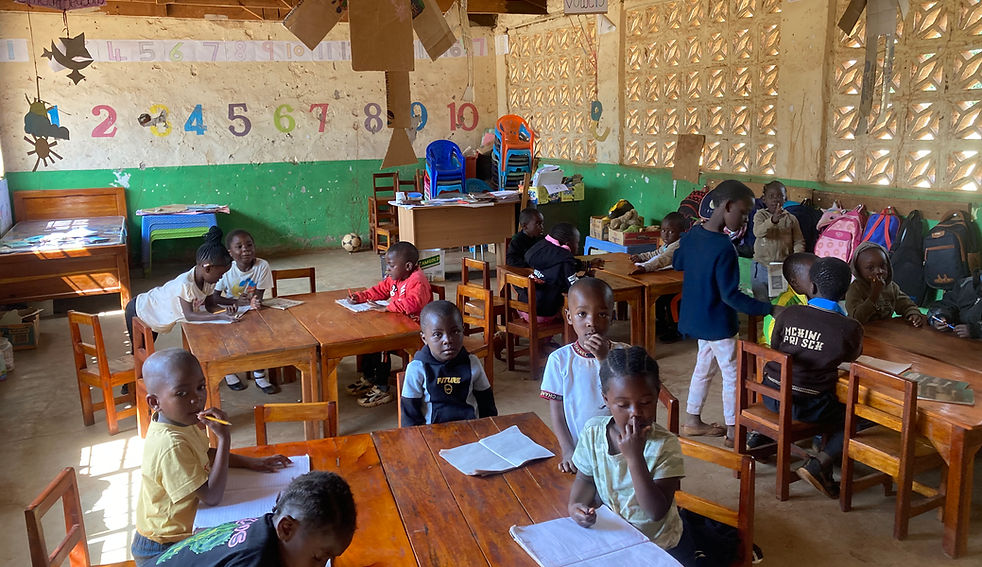 SchülerInnen der Mchini Primary School © Diözese Chipata.jpeg