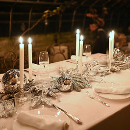 Bring a touch of modern sparkle and refined elegance to your celebrations with our Table des Fêtes Co.01 rental service.

We provide everything you need to beautifully dress your table at home: centerpiece, curated tableware, and elegant napkins, ready to create a memorable and elevated setting.

Designed for gatherings from 2 to 50 guests, this festive table concept blends crisp white and shimmering silver tones with a playful touch of disco mirror balls for a chic, party-ready tablescape. The result is bright, glamorous, and effortlessly celebratory, perfect for ringing in the season in style.

Included in Your Rental

• Decorative centerpiece
• Full tableware (plates, glasses, cutlery)
• Elegant napkins

Optional Additions

• Tablecloth, choose from our range of tablecloths available in different sizes
• Nominettes (personalized name tags), one per guest
• Chairs, matching wooden stools available per guest

Logistics

• Pick-up at our Waterloo Atelier, complimentary
• Delivery available at an additional cost depending on the province
• Delivery + on-site styling available at an additional cost depending on the province

Rental Period

• All rentals are for 2 working days

Pricing

• €15 VAT included per guest (base package)
• Optional items and delivery fees are automatically added during checkout

For larger events (more than 50 guests), please contact us directly at:
melanie@antoinette-design.com

Let’s create magical and unforgettable moments around your table.
For more information, feel free to get in touch!