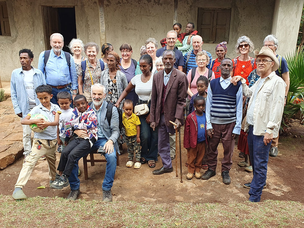 Die Reisegruppe zu Besuch in Sodo