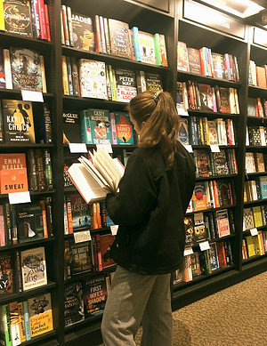 Screenshot 2025-11-28 at 09.43_edited.jpg