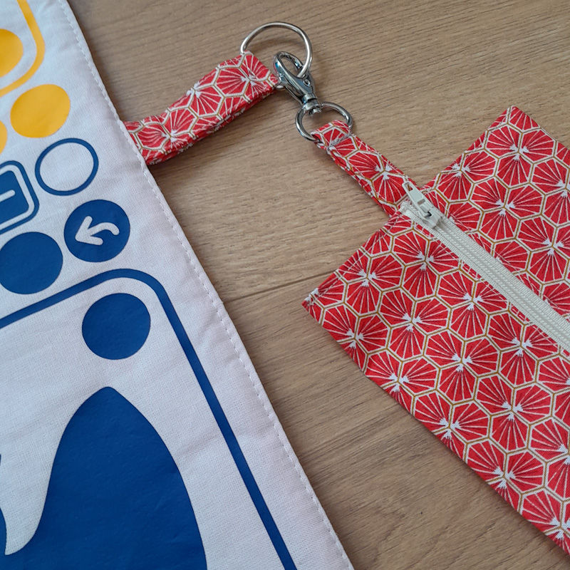 Miniature : Jeu des petits chevaux en tissu, pliable et portatif, trousse pour ranger les pions