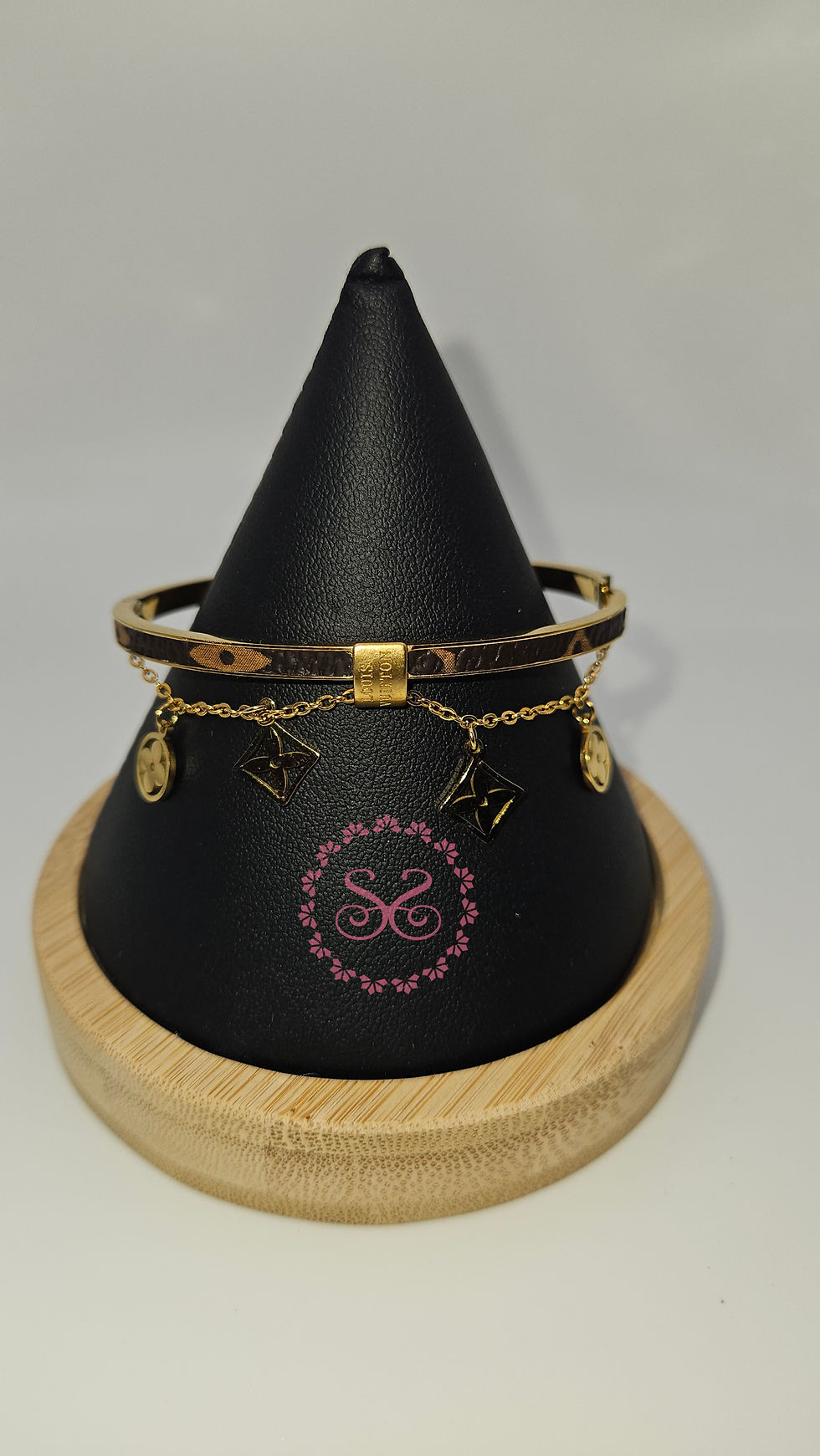 Unique Design Bracelet Imitation